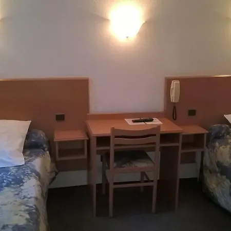 Hotell Compostelle Lourdes