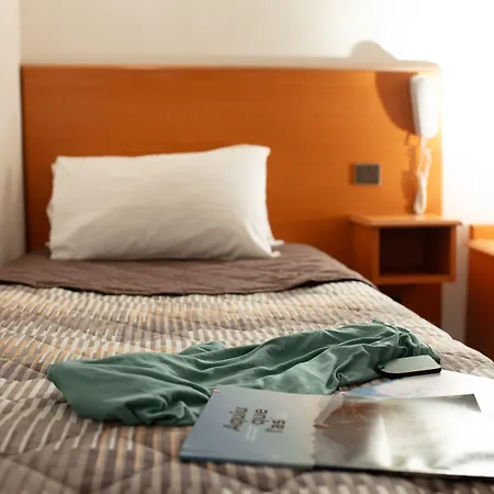 Compostelle Hotell 2*