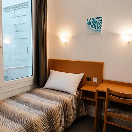 Compostelle Hotell 2*
