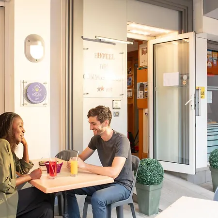 Hotel Compostelle 2*