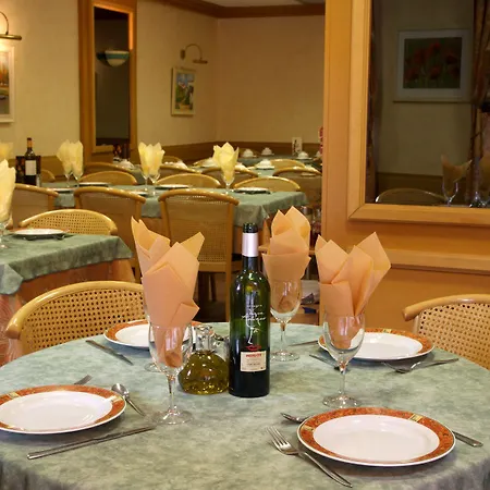 Otel Compostelle