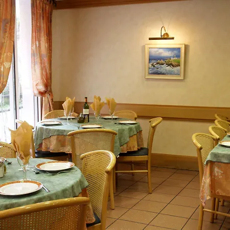 מלון Compostelle 2*