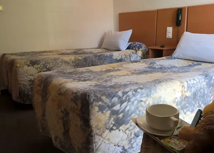 Hotel Compostelle 2*