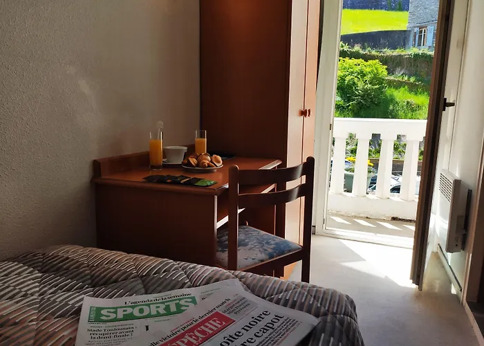 Hotel Compostelle 2*